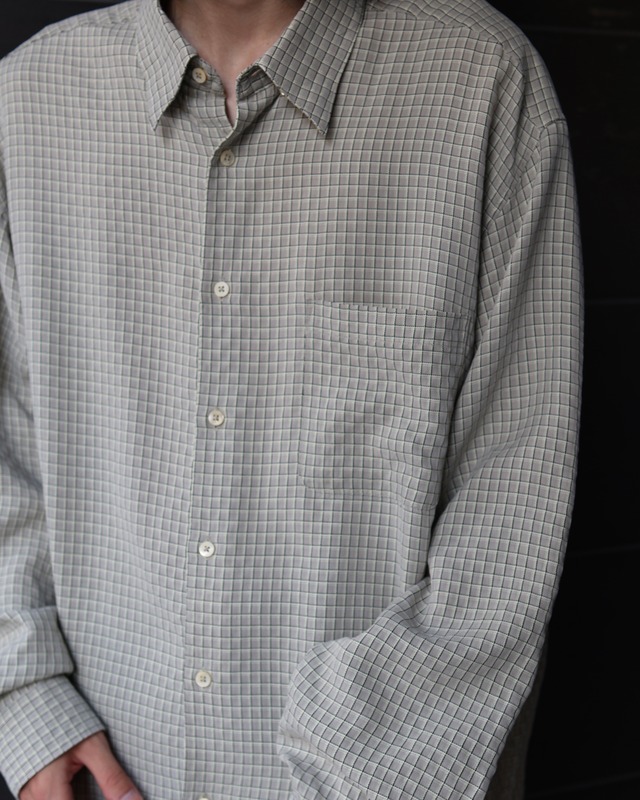 Oversized checked shirt