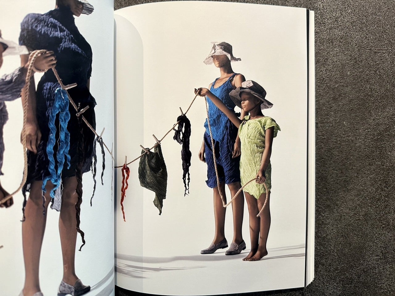 VF408】 MIYAKE ISSEY展: 三宅一生の仕事 | KITAZAWA BOOKSTORE