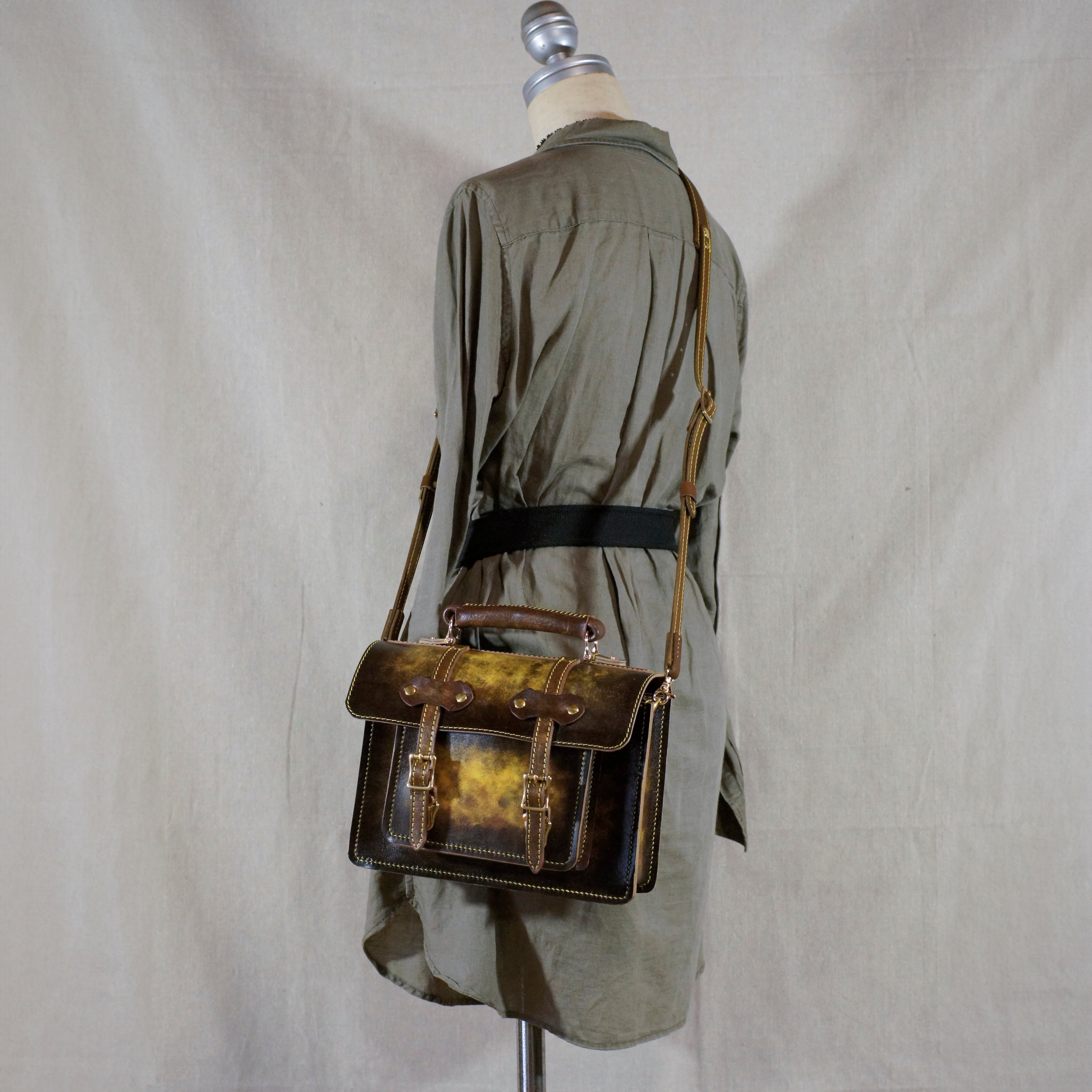 ほんくら ハンドメイドの革鞄製作販売 ダレスバッグの製作販売