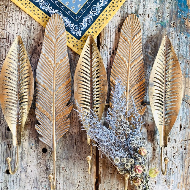 リーフ＆フェザーモチーフのウォールフック