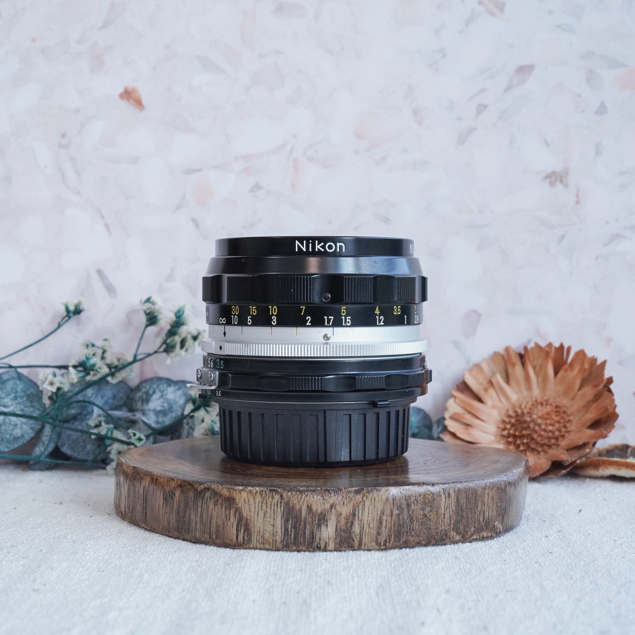 【上美品】Nikkor H auto 28mm f3.5 Ai改　ニコンのコンパクトな広角