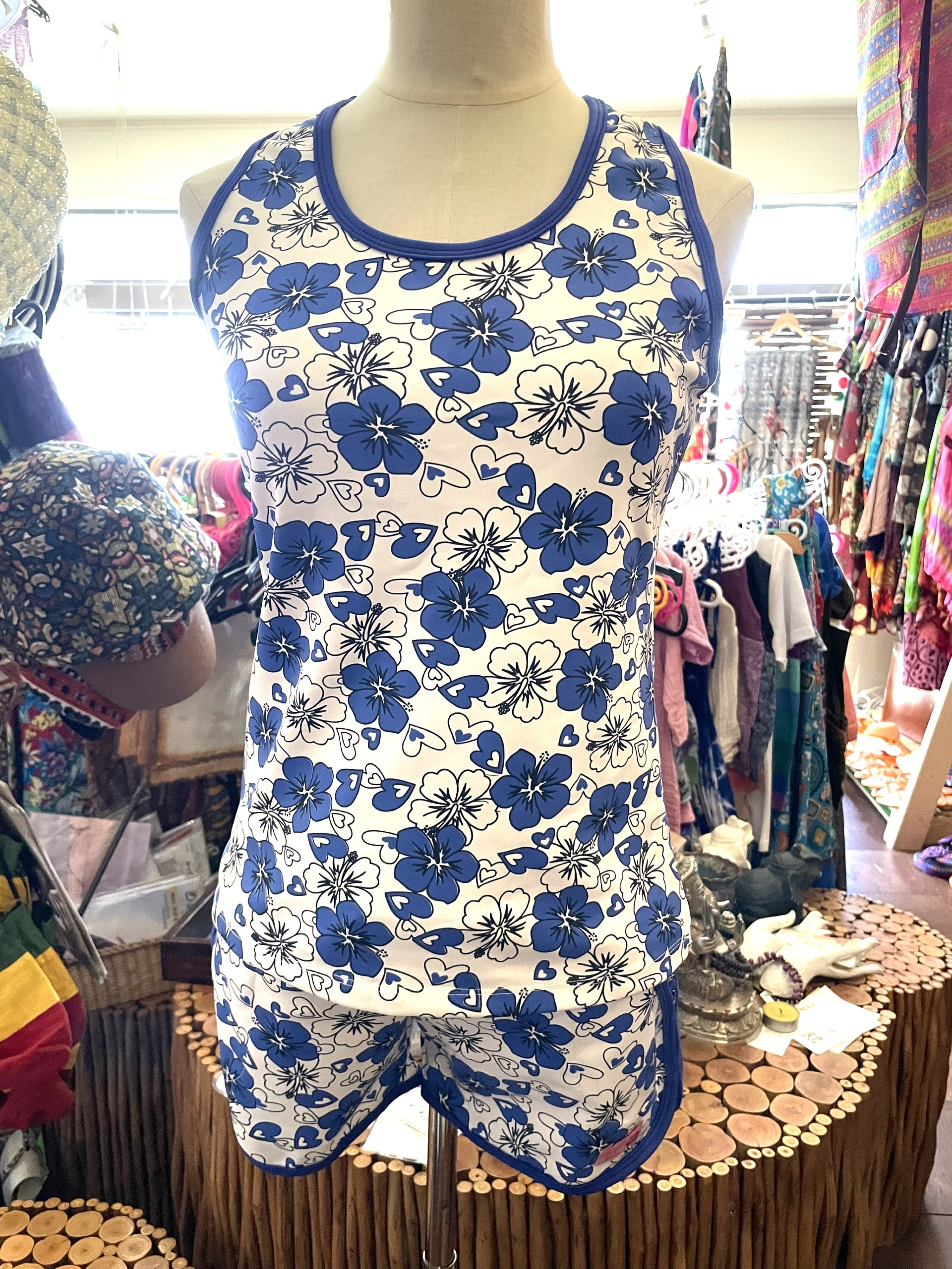 新品‼emmi ブルーのヒョウ柄トレーニング用ウェア上下