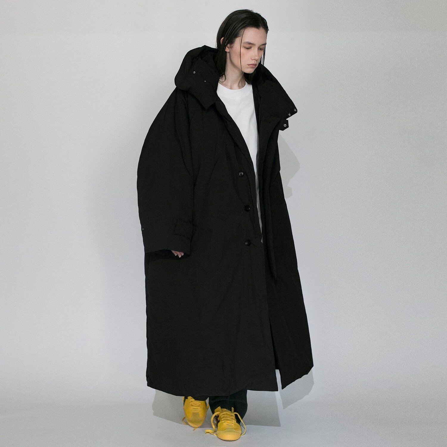 VOAAOV KAWADA DOWN × BRIGHT JET TAFFETA Long Coat (BLK) VODC-I 131