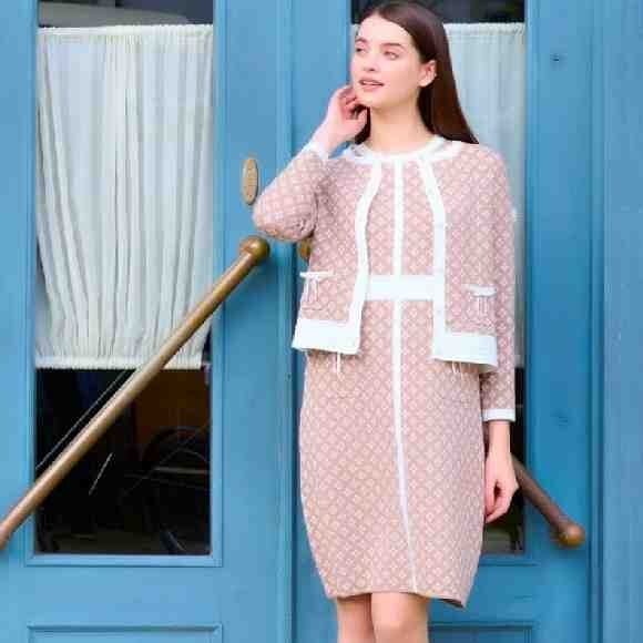 スーパービューティー♡ 42サイズ着心地抜群！人気ジャガードワンピース 極美品】大きいサイズ スーパービューティ 花柄 ジャガード