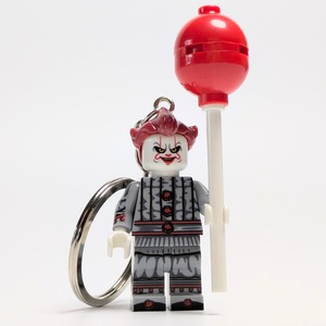 ♧【ブロックフィギュアキーホルダー】IT / イット / ペニーワイズ 2017年 赤髪ver.〚アメリカン雑貨 アメトイ〛