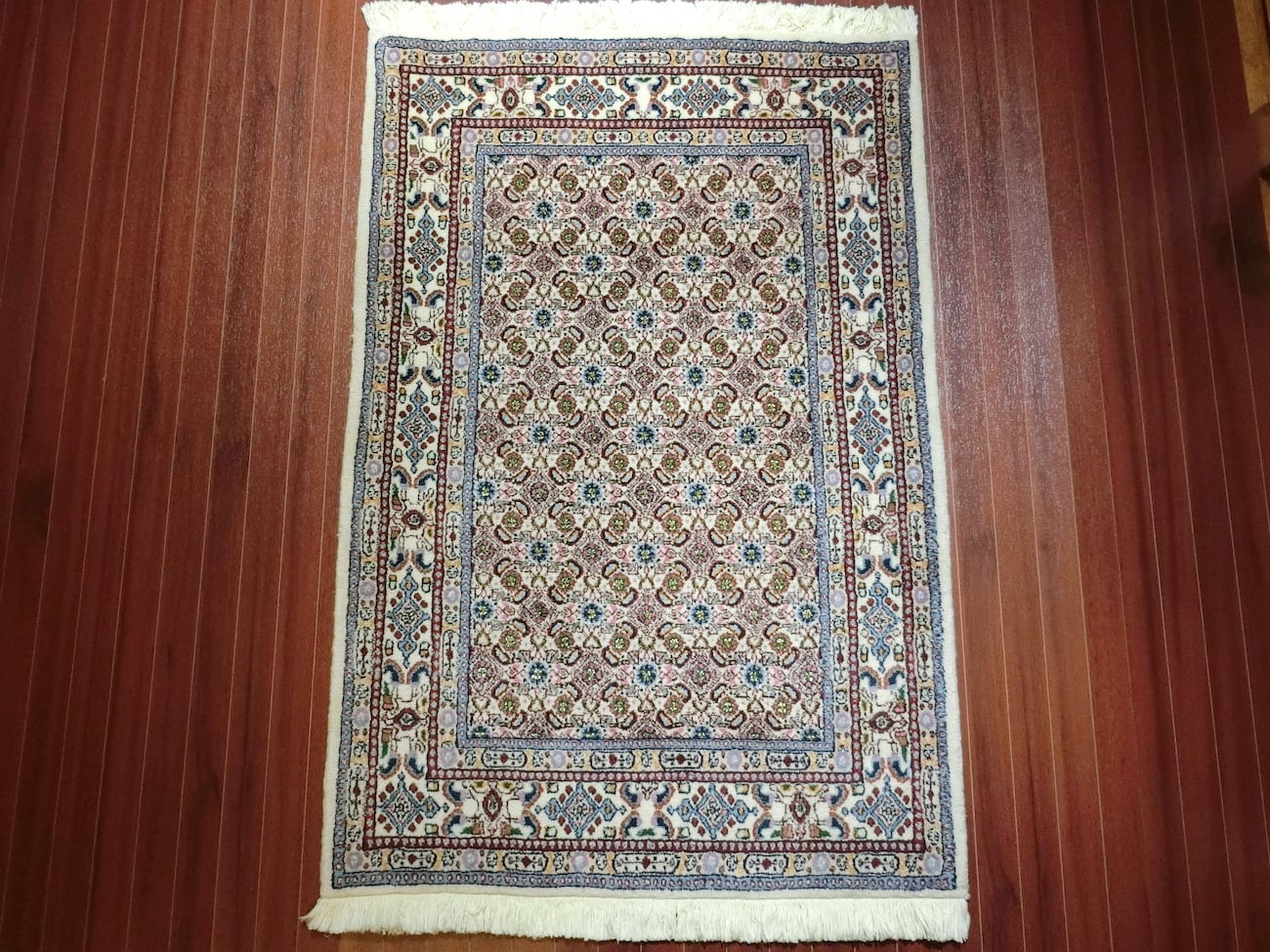 ムード | Heris Carpet ヘリス カーペット