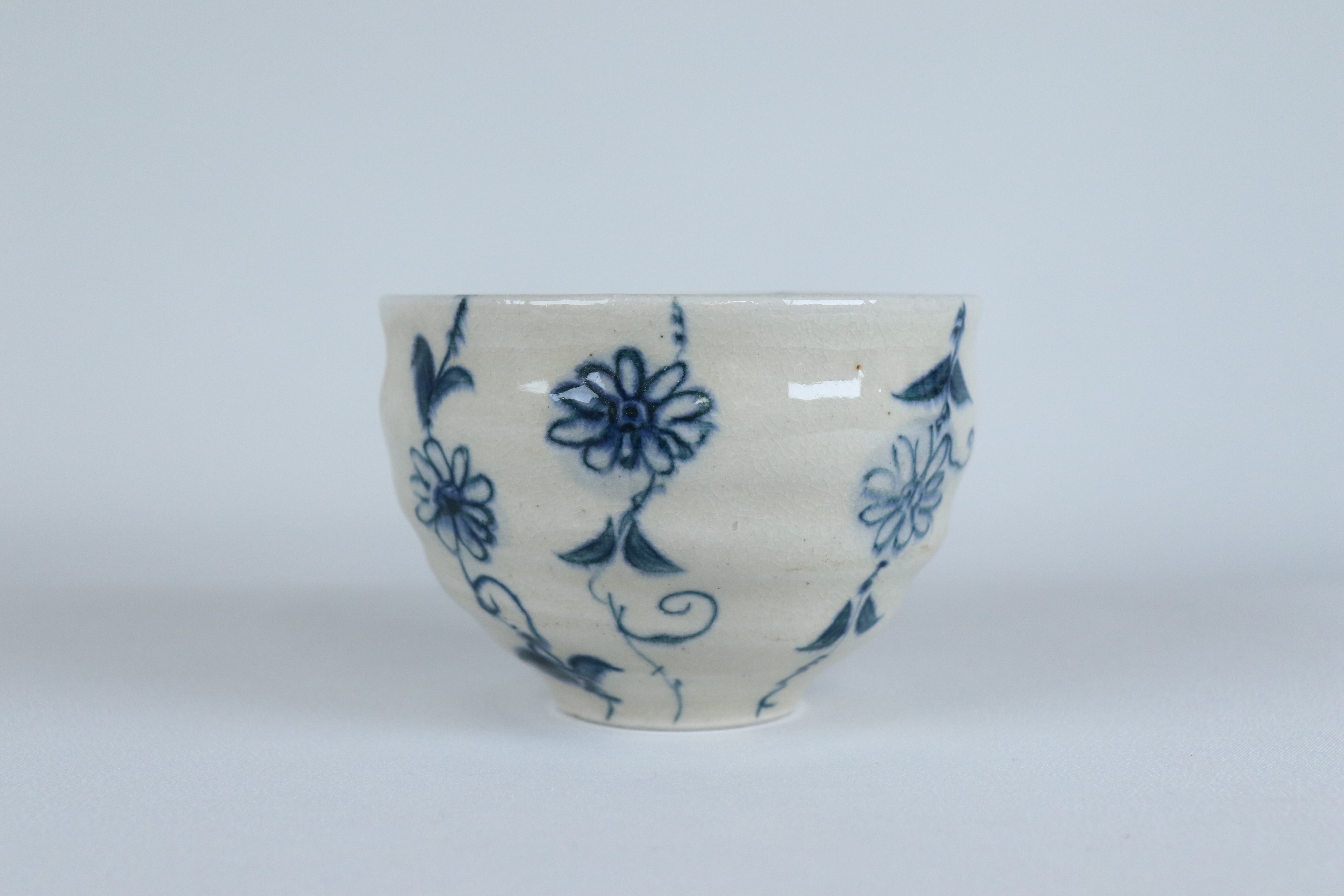 安南 たっぷり碗 花つなぎ【 限定特価!】