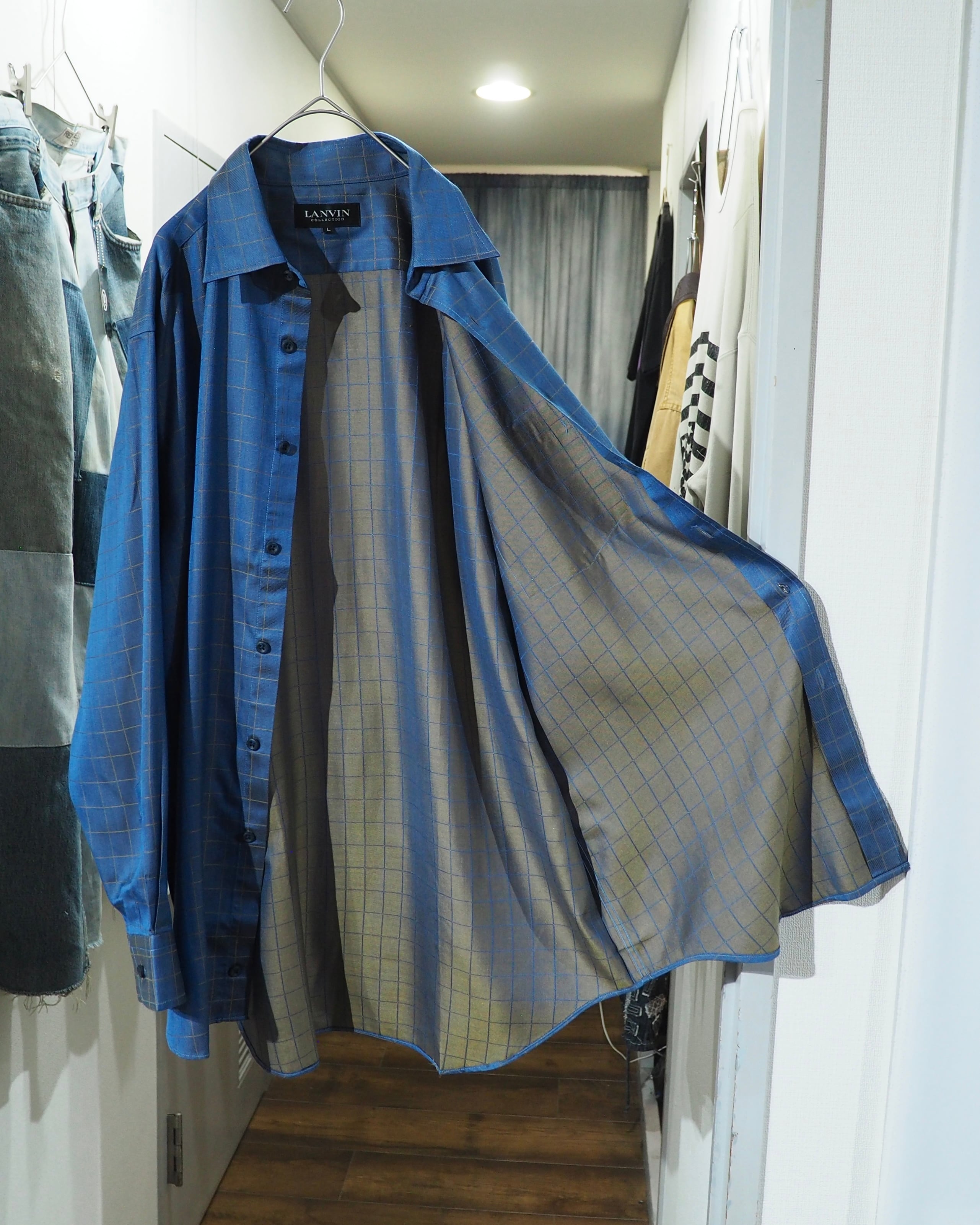 " LANVIN COLLECTION - Pure Silk " Beautiful Light Blue Color Vintage Dress Shirt