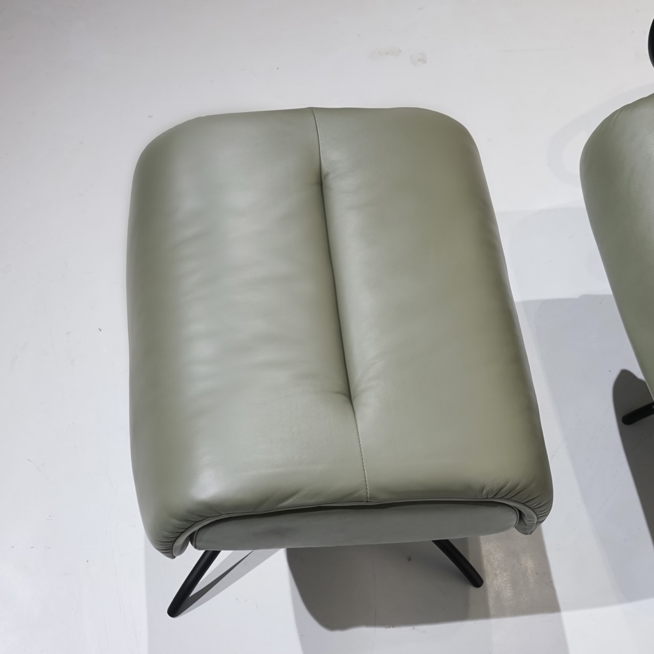 EKORNES エコーネス Stressless Tokyo ストレスレス トーキョー 1人掛け ソファ 1Pソファ リクライニングチェア オットマン付き パーソナルチェア 本革 椅子 チェア モダン 北欧 ホテルライク