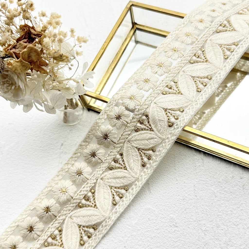デイジーレース [アイボリー]インド刺繍リボン 2206 | インド刺繍