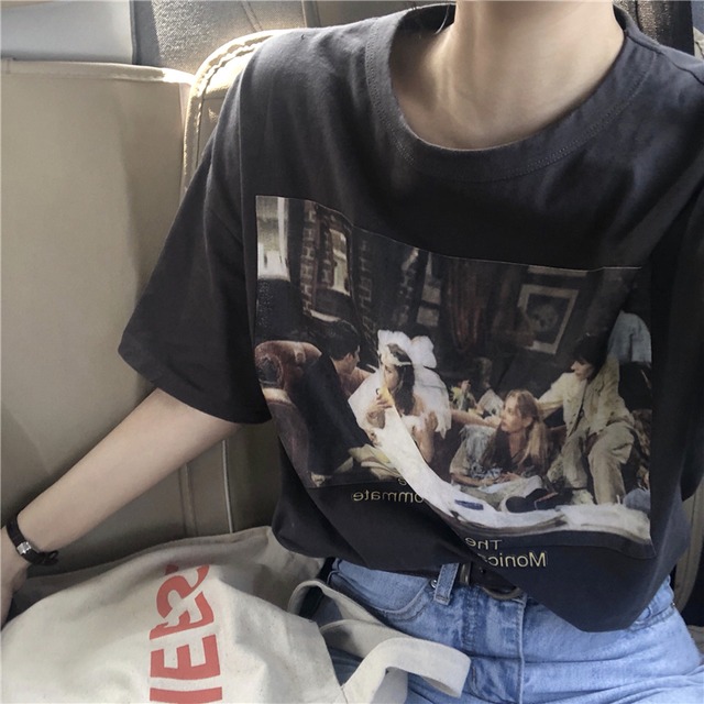 フォトプリントTシャツ カットソー 2色 レトロ 半袖 写真  春 夏 ラウンドネック ゆったり キュート 無地 韓国ファッション おしゃれ レディース トレンド カジュアル 普段着 デイリー 通学 デート お出かけ ショッピング リゾート