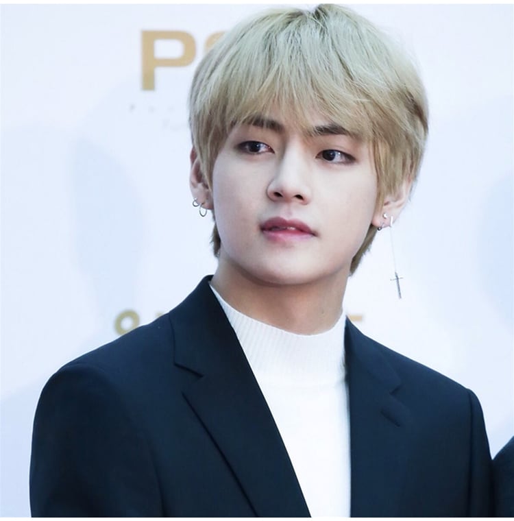 BTS V テテ テヒョン着用モデル ロングクロスチェーンネックレス BTS V テテ テヒョン着用モデル ロングクロスチェーンネックレス