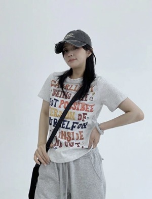 OISIS004 プリントスリムショートTシャツ