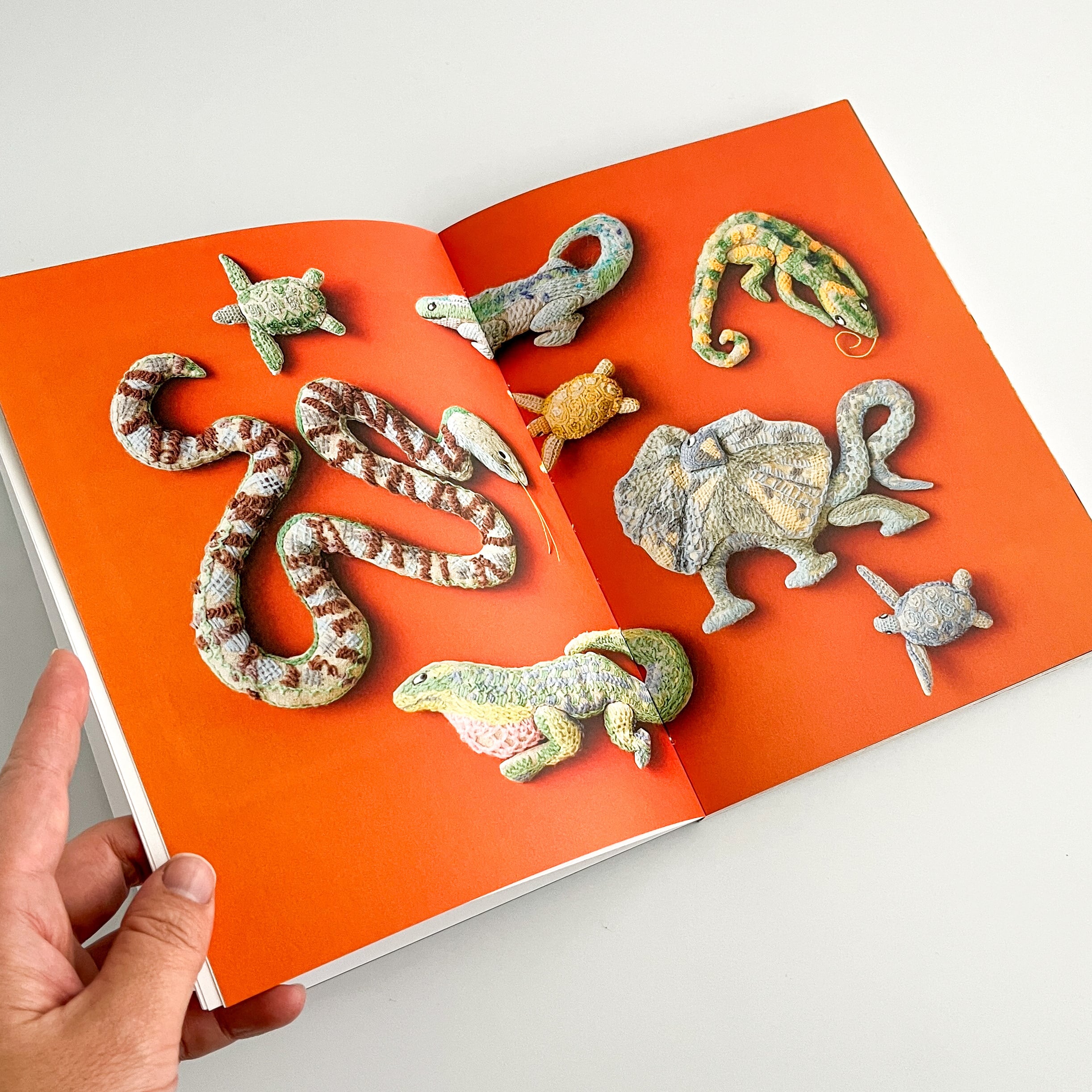 WEB販売終了】上野アーティストプロジェクト2025「刺繍―針がすくいだす