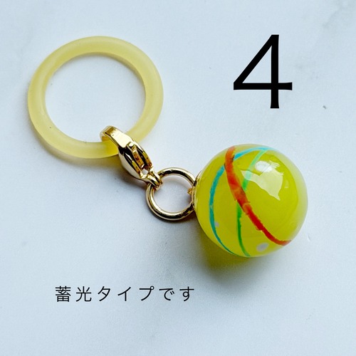 【金具ゴールド】まんまる、つやつや、ふたつとない。実物をお届け！レジンヨーヨーチャームャーム✨数量限定