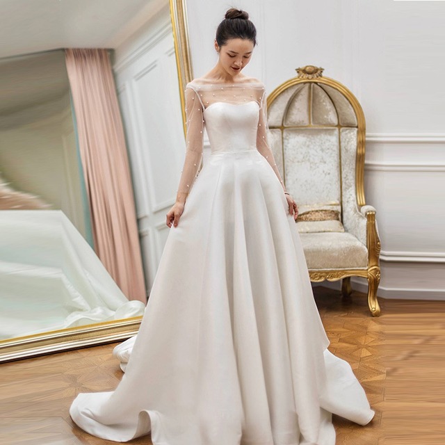 高品質 ウエディングドレス ホワイト 光沢サテン プリンセスライン 結婚式 披露宴 憧れのドレス Cinderelladress
