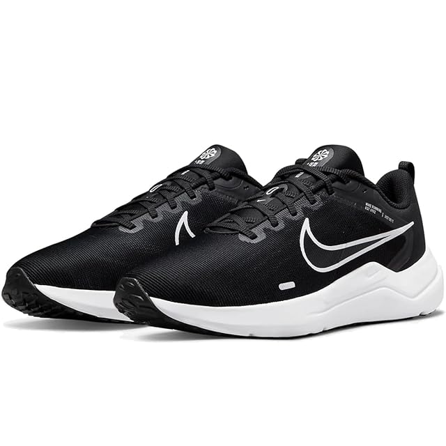 NIKE Zoom Rival Distance Black/Metallic Silver/Dark Smoke Grey
