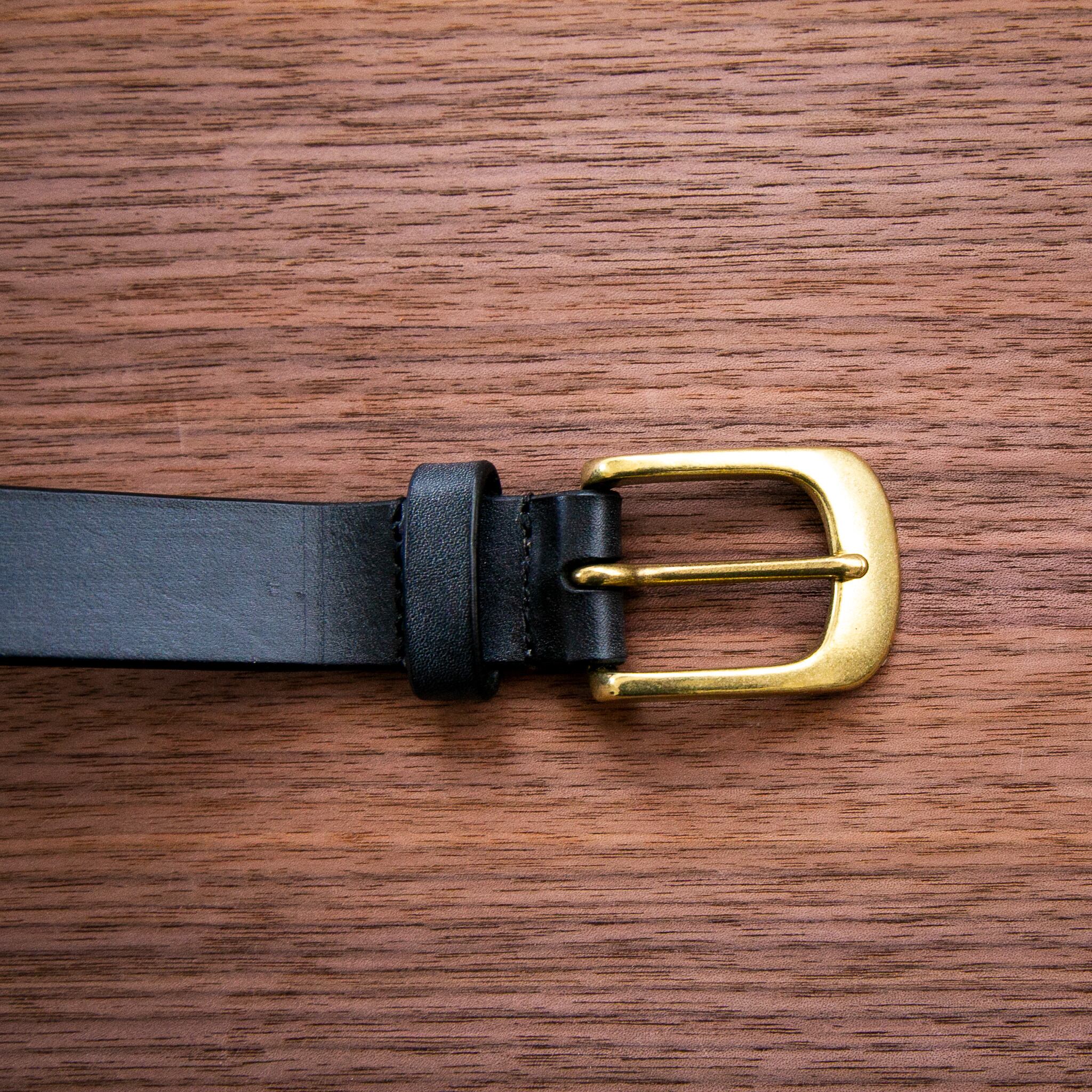 シンプルで味がある高級革》ブライドルレザーの一枚革ベルト（ビジネス
