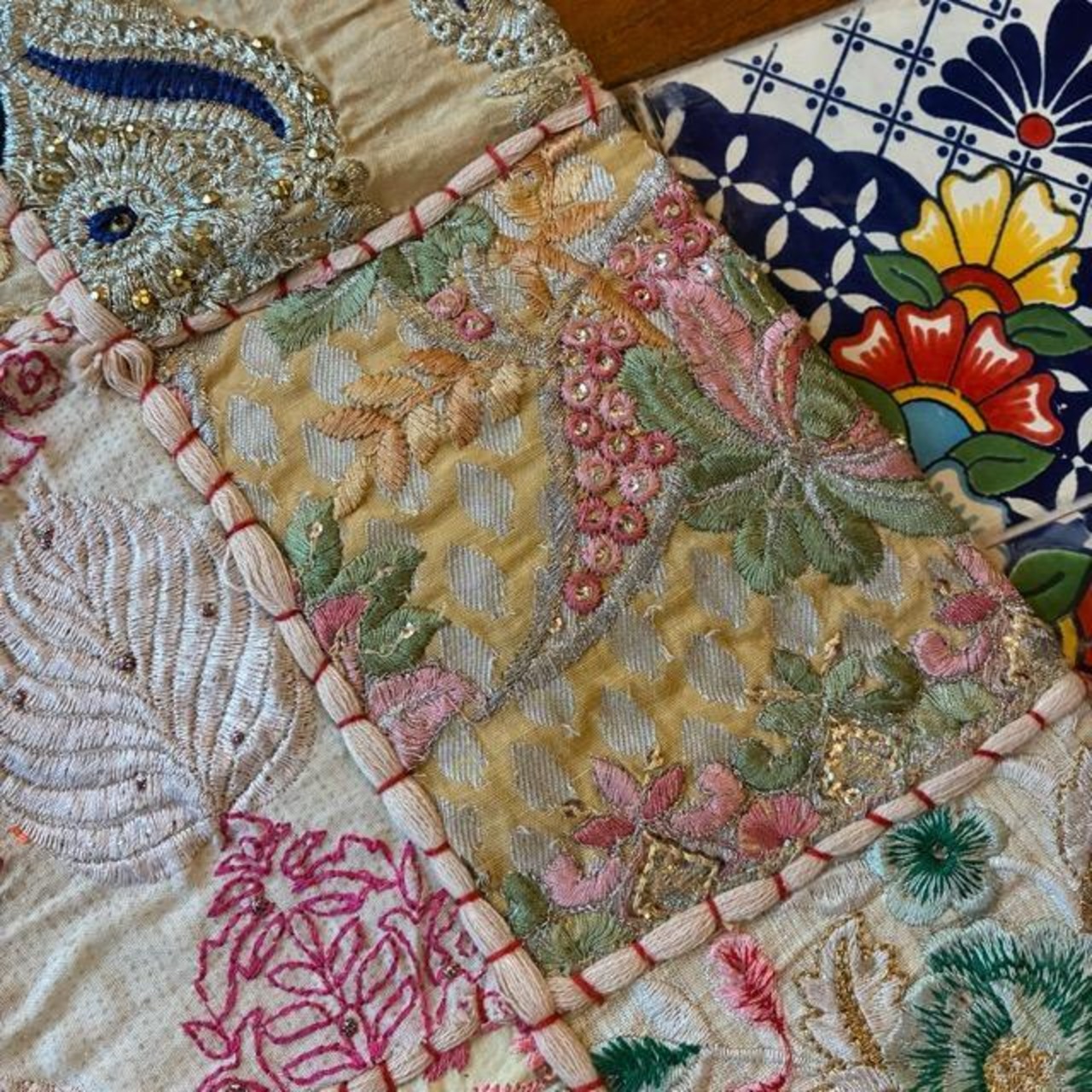 India Zari Patchwork Cushion Cover　45×45cm 6type　インド　ザリパッチワーククッションカバー　全6種　カンバディア　サリー　メール便　