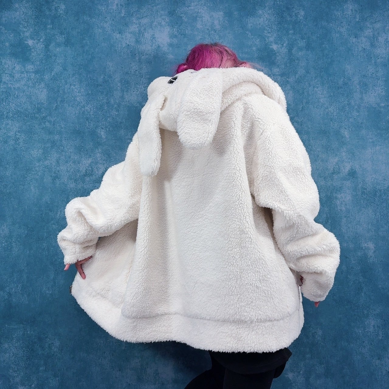 肉球刺繍ふわもこボアアウター | NIER CLOTHING