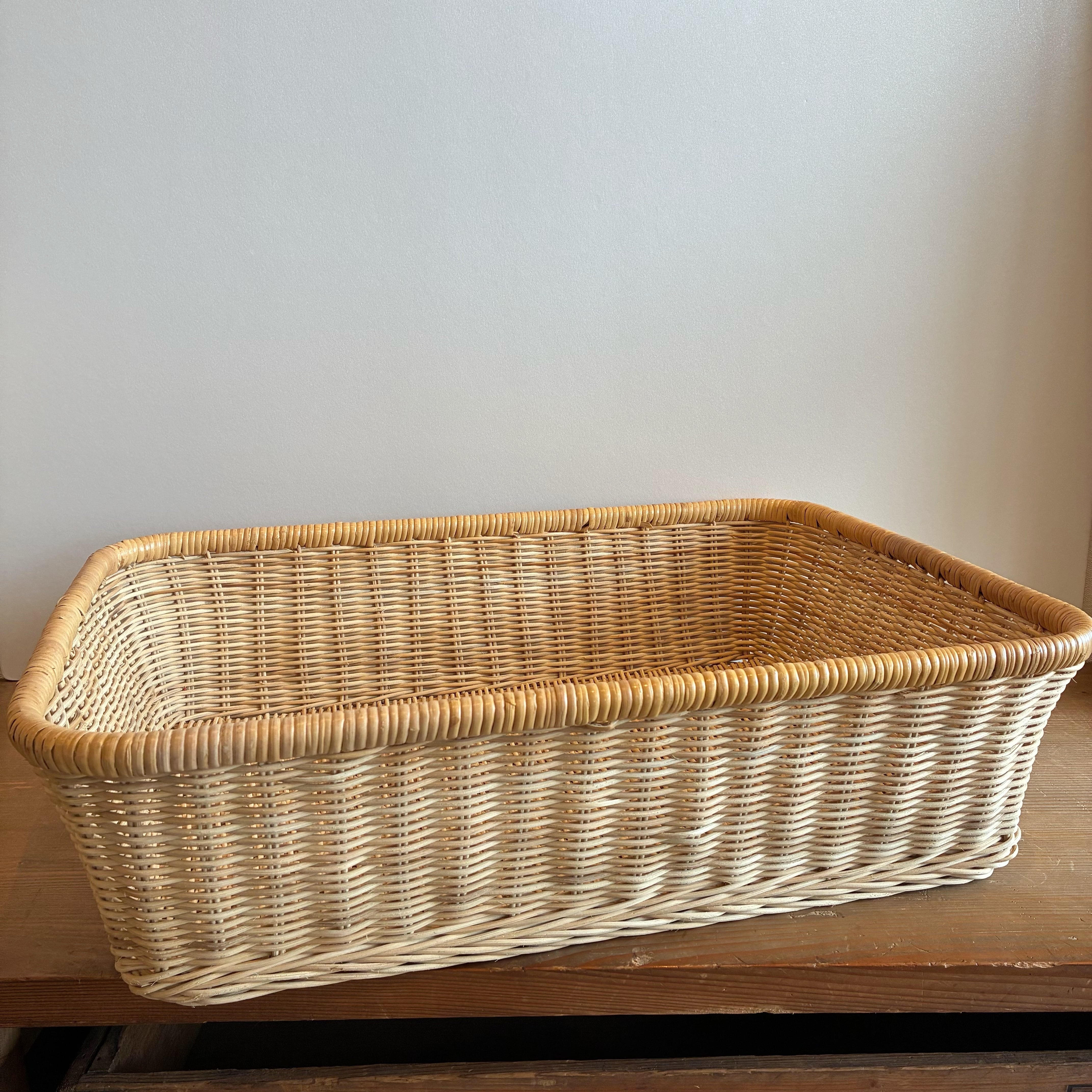 ラタン脱衣かご(浅め)