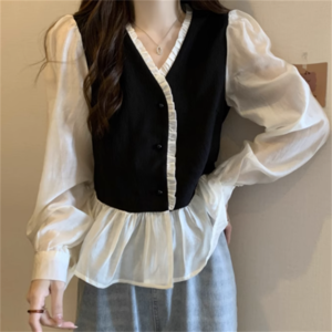 【送料無料】 トップス 2色 ブラウス セーター ロング丈 萌え袖 袖あり 長袖 Vネック Aライン フレア プルオーバー バイカラー 異素材切り替え ドッキング 重ね着風 レイヤード風 ビスチェ風 かわいい 大人可愛い 大人女子 こなれ感 シンプル カジュアル 大人 おしゃれ お洒落 ラフ コンサバ エレガント フェミニン 花柄 秋 30代 40代 レディース 女性用 ママ デート お出かけ お茶会 女子会 休日 演奏会 授業参観 着回し プチプライス カラバリ 普段使い オルチャン 韓国