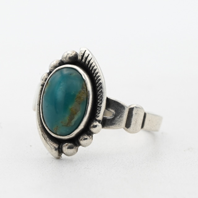 Sophisticated Design Turquoise Top Ring #8.0 / USA