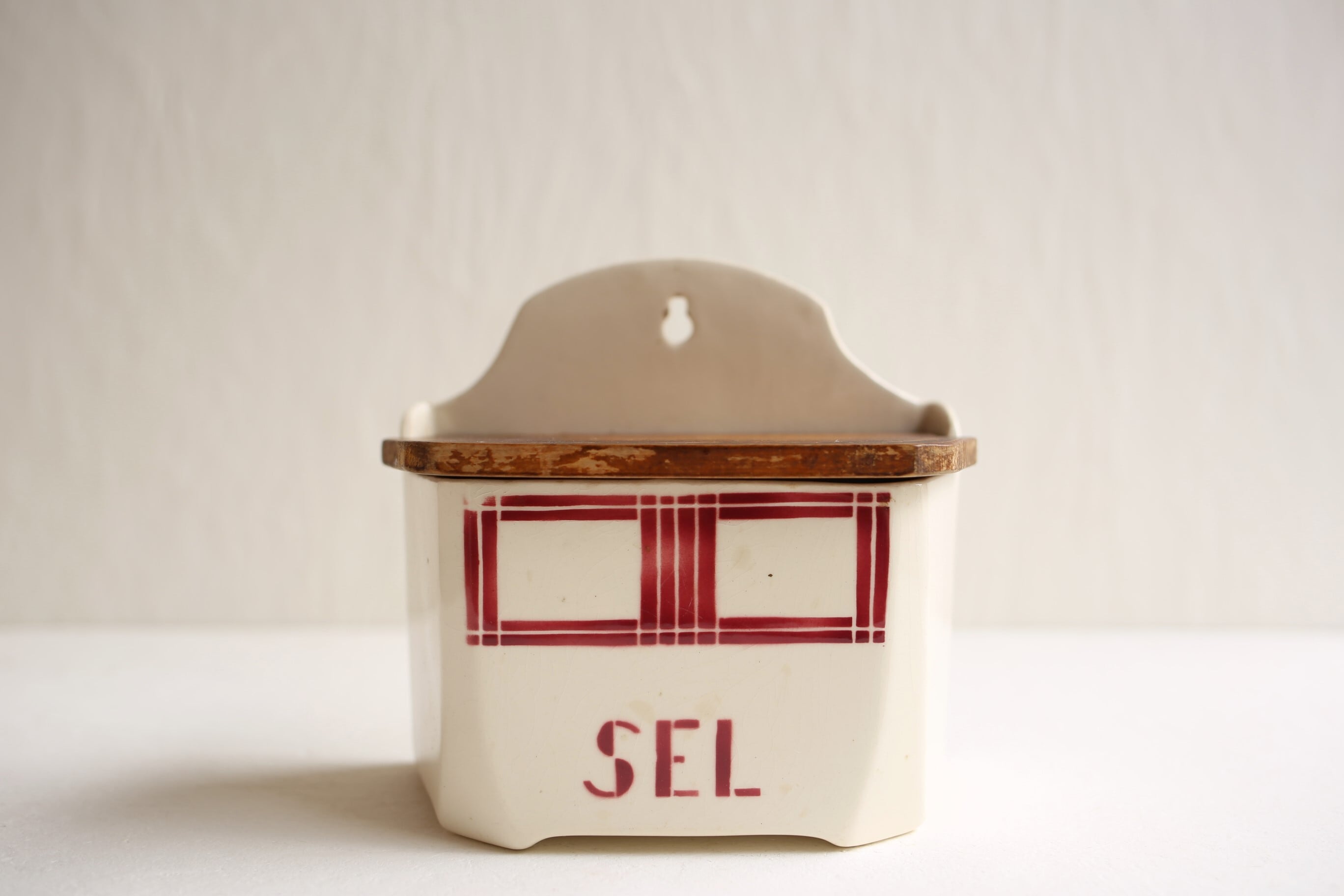 フランス アンティーク ヴィンテージ Badonviller 陶器製 SEL缶 N-00208