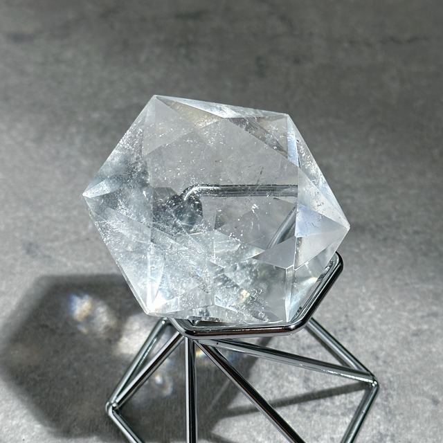 【高品質】ミナスジェライス産クリアクォーツ ダイヤモンドカット32◇Clear Quartz Diamond◇天然石・鉱物・パワーストーン