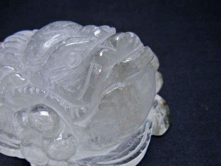 水晶 手彫り-卓上置物-キンセン-金蟾 ガーデンクォーツ 一点物 154-90