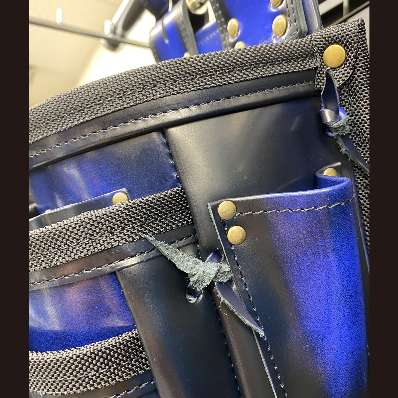 KNICKS】ニックス アドバンガラス革使用3段腰袋 ADV-301DDX-BL ADV-301DDX-BL 旧型亜（2021年モデル）  かじ兵衛 オンラインショップ
