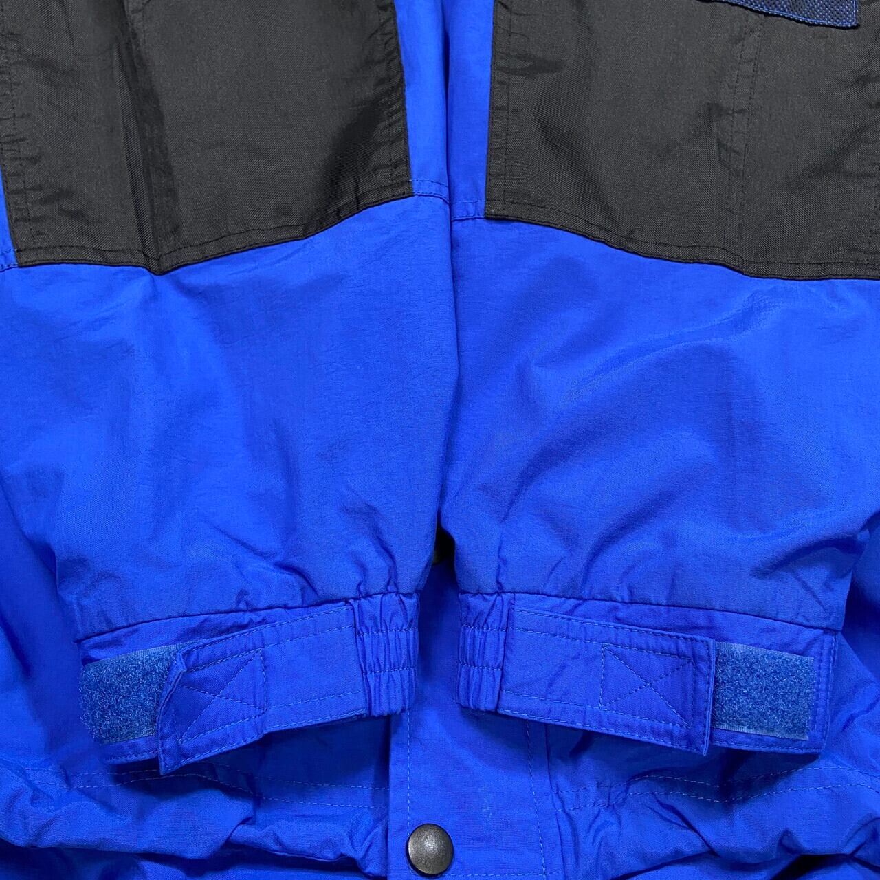 AS PESI マウンテンパーカー Sサイズ収納フード付き