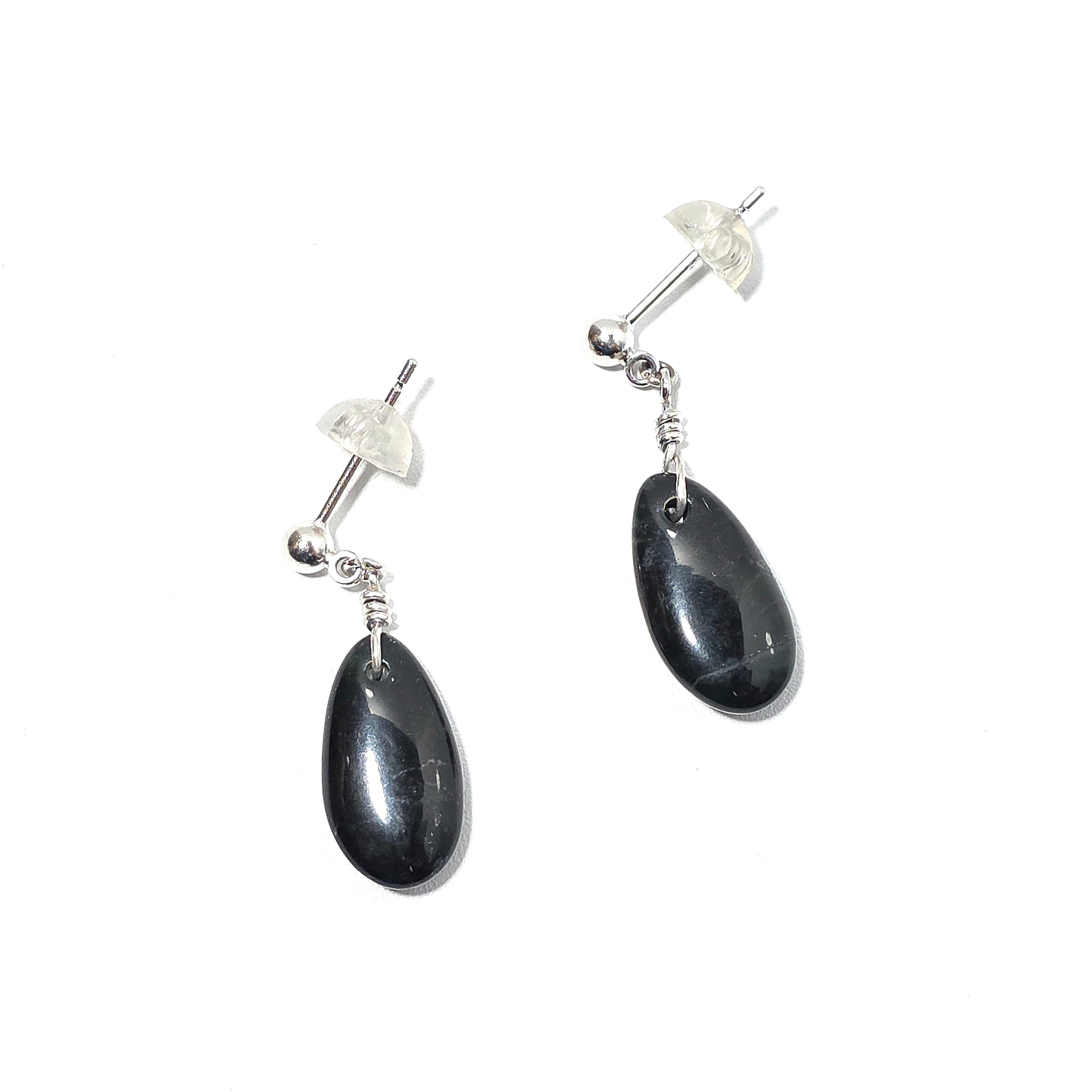 糸魚川翡翠ピアス 糸魚川翡翠:ピアス BPS0313 | 糸魚川翡翠工芸家 赤羽可行BASE