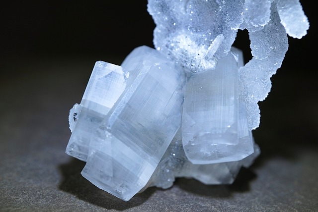 アポフィライト/カルセドニー Apophyllite/Chalcedony 1392