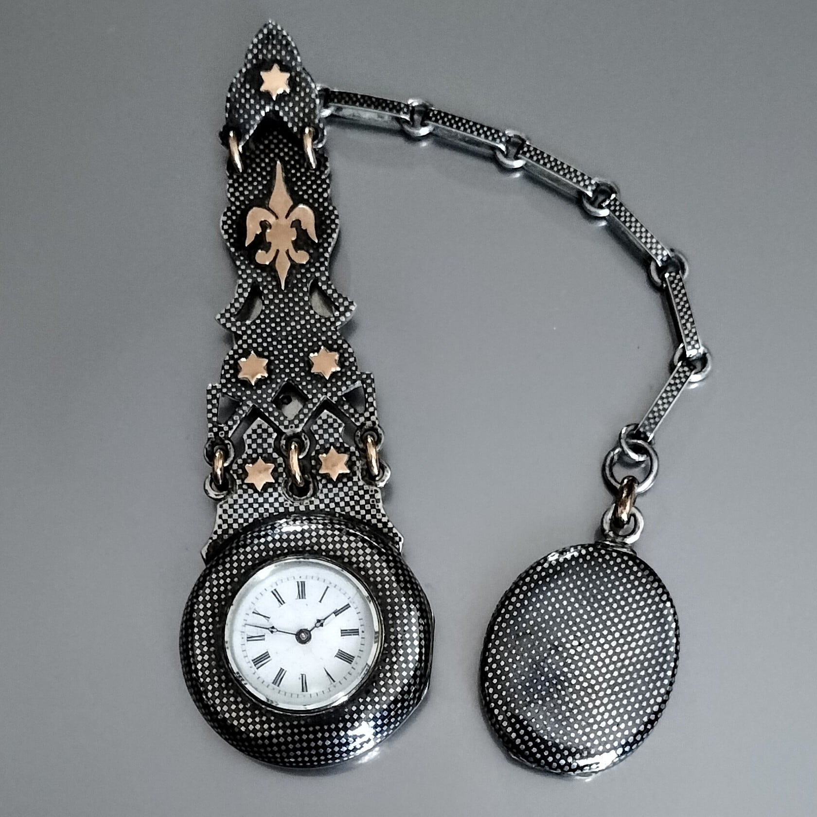 Sterling Silver 1900年 Match Case | Antico