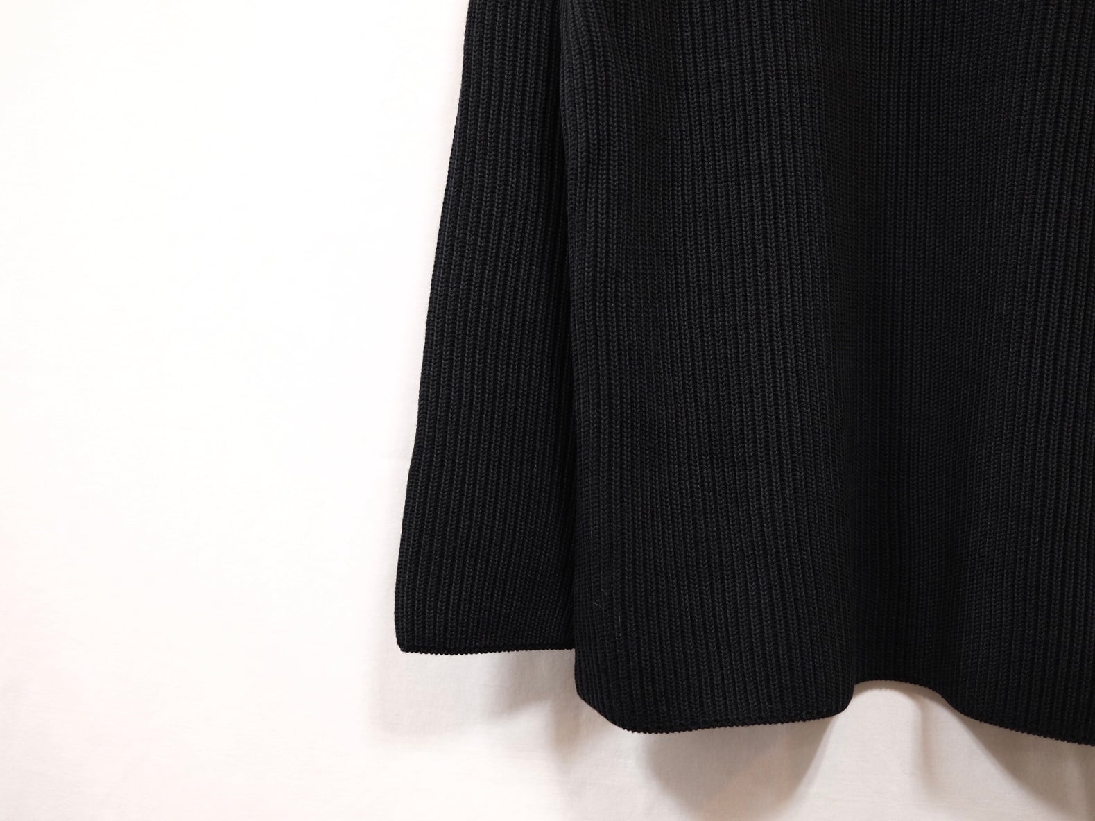 【美品】BATONER SOLID WOOL RIB CREW NECK 11_000000004598.jpg?1728375540