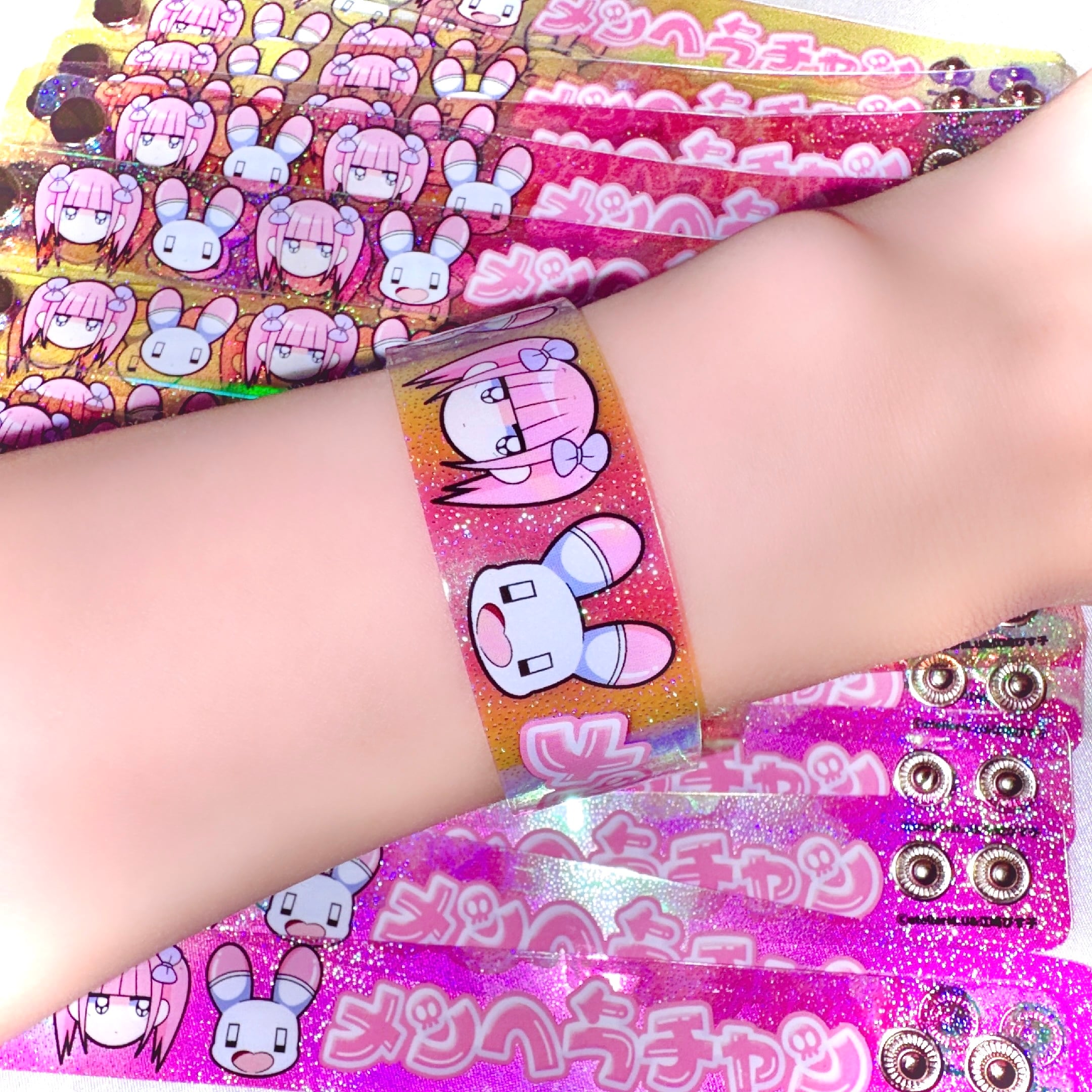 メンヘラチャン病みカワグリッターリストバンド | atelierM.U 江崎びす