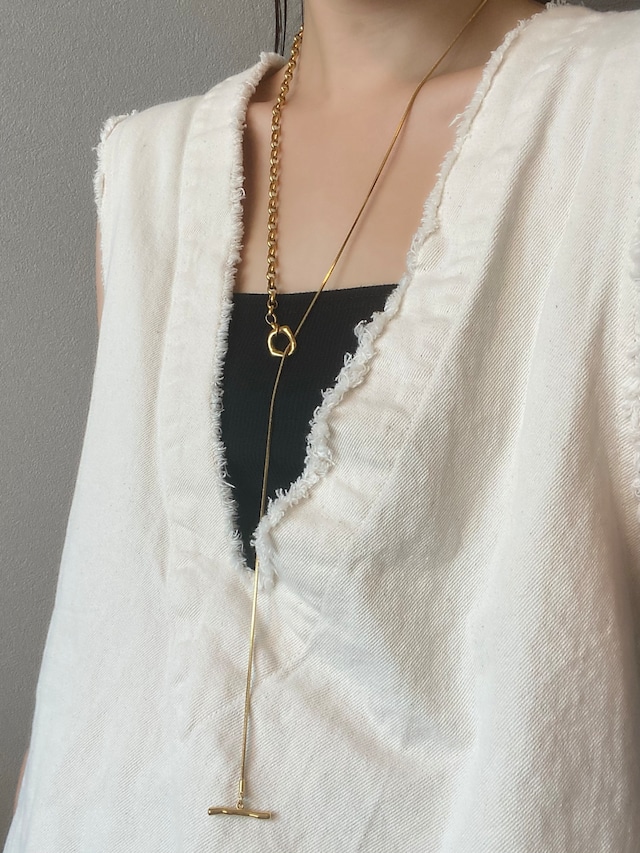 Long mantel necklace