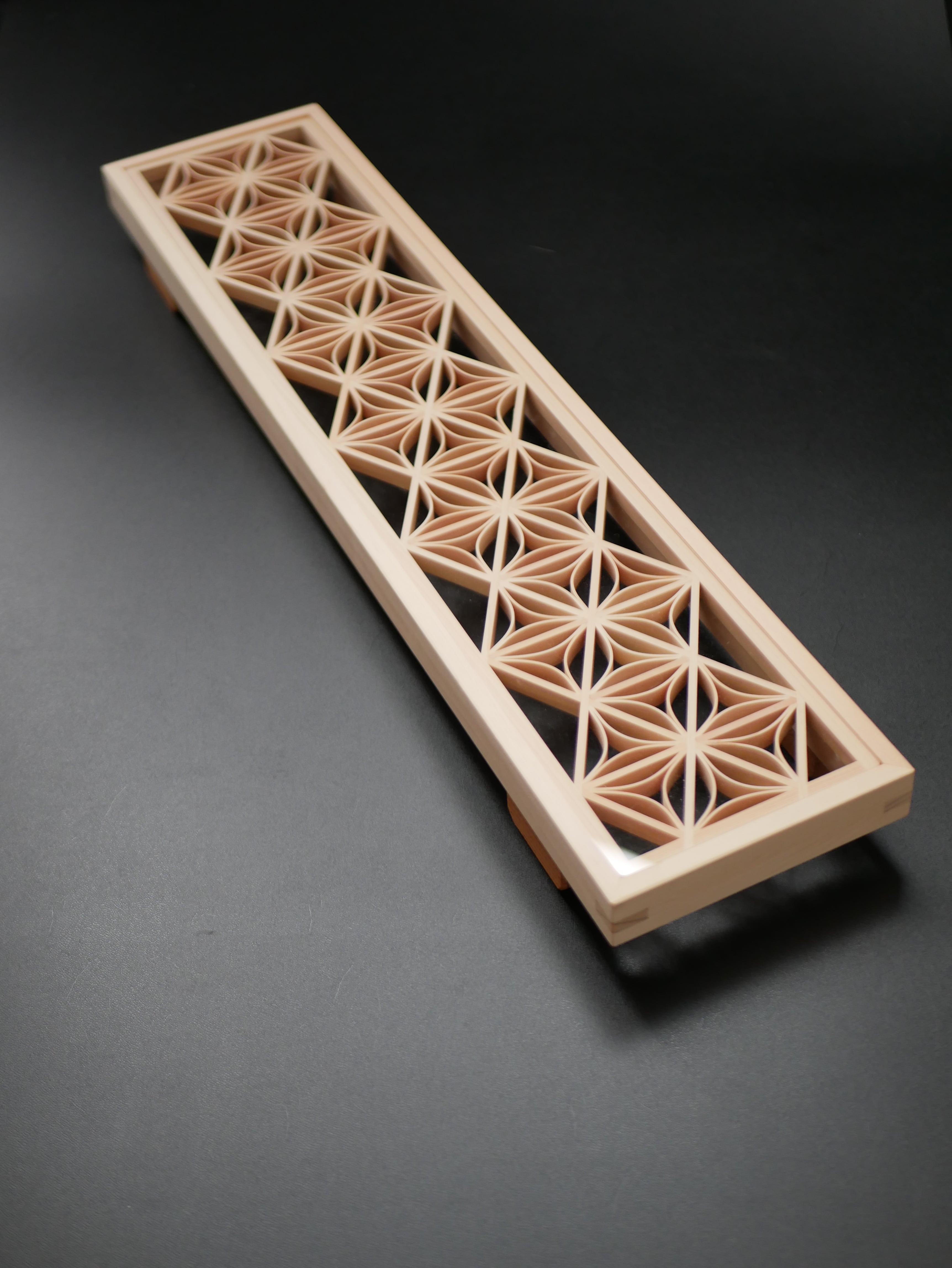 組子トレー ロング（七宝）｜Kumiko Tray – Long (Circular Overlap