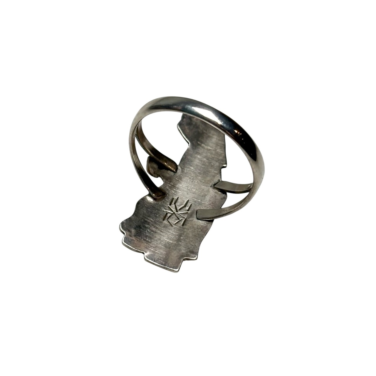 Hopi BENNETT KAGENVEMA overlay silver ring “Kachina”