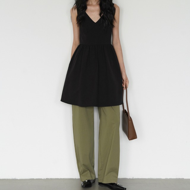 v-neck sleeveless flared dress L0515