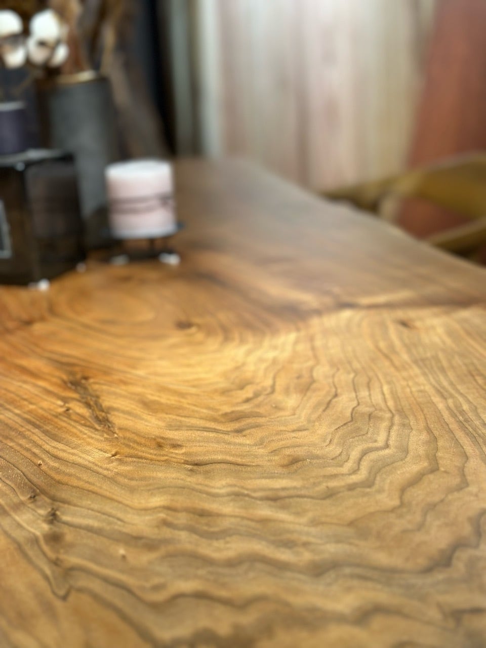 胡桃（クルミ）_1800×650-850-750×50_浅草本店_テーブル天板/一枚板