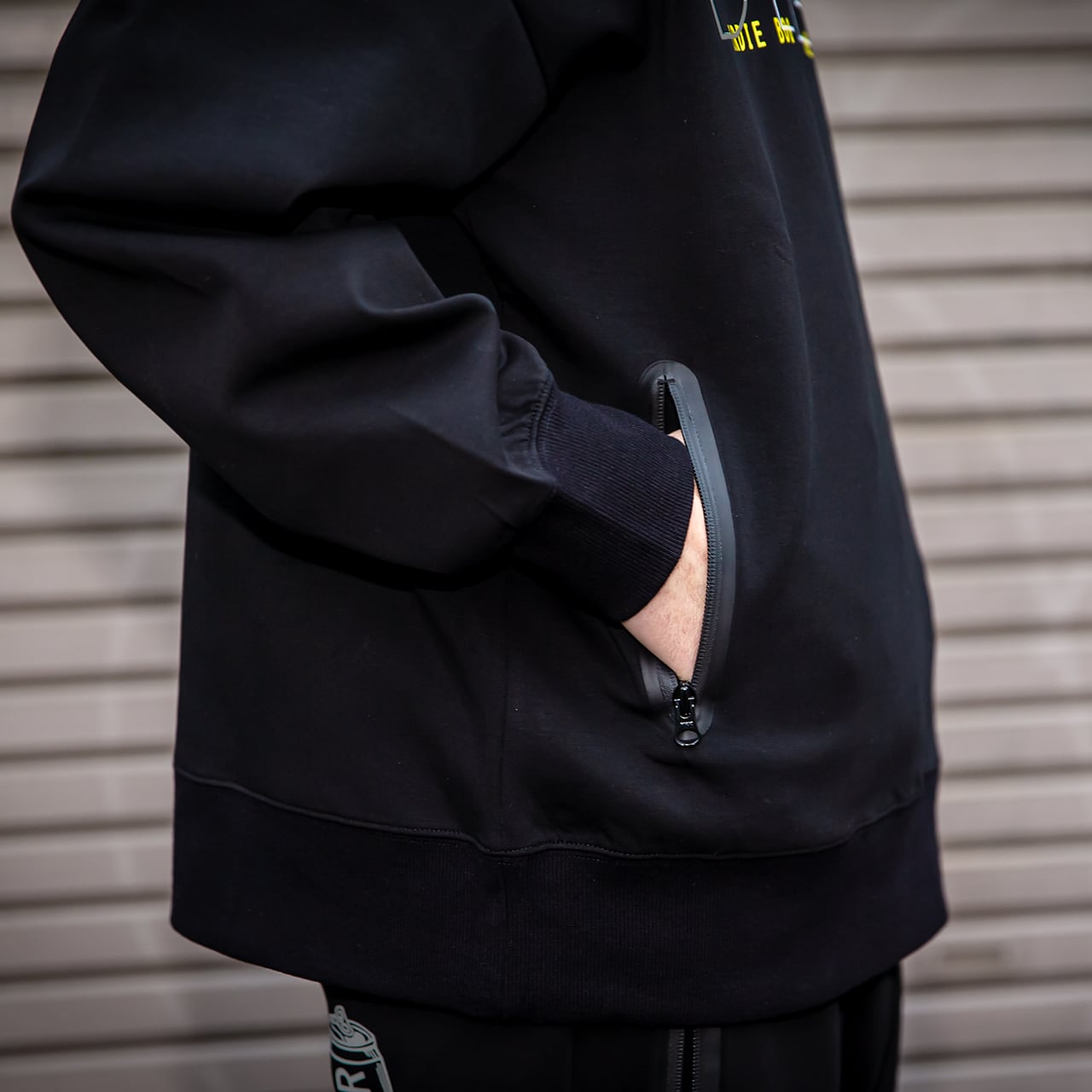 BEERゴルフ モックネックプルオーバー ブラック | BEER