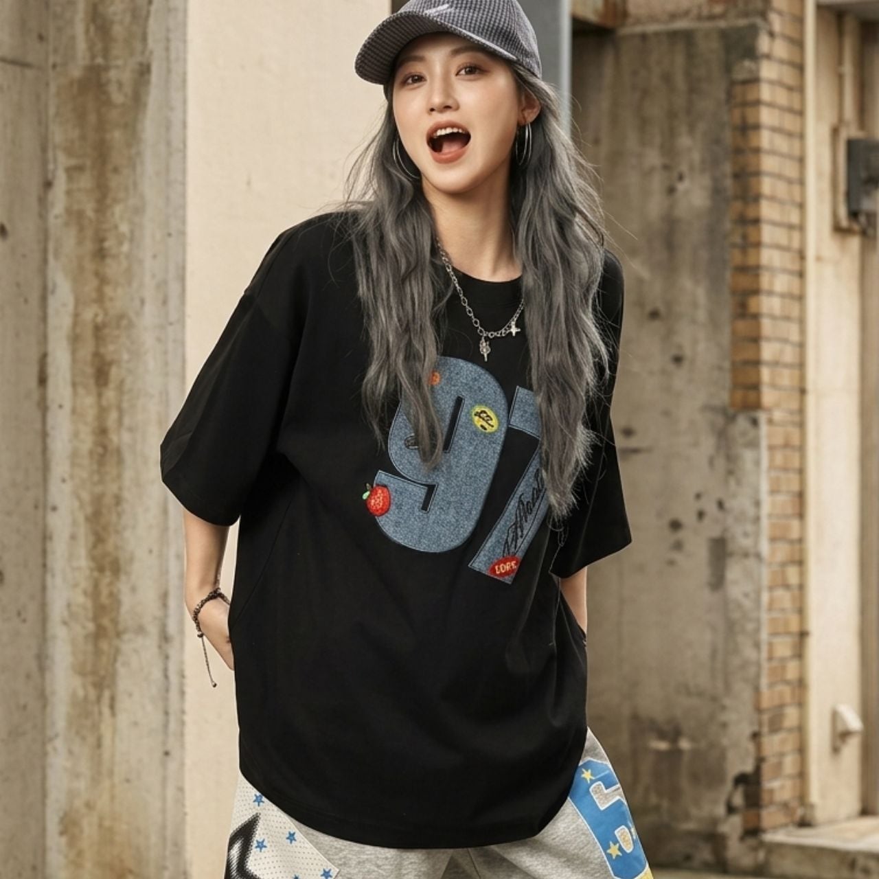 デニムワッペンナンバリングルーズフォルムTシャツ 2col R02075