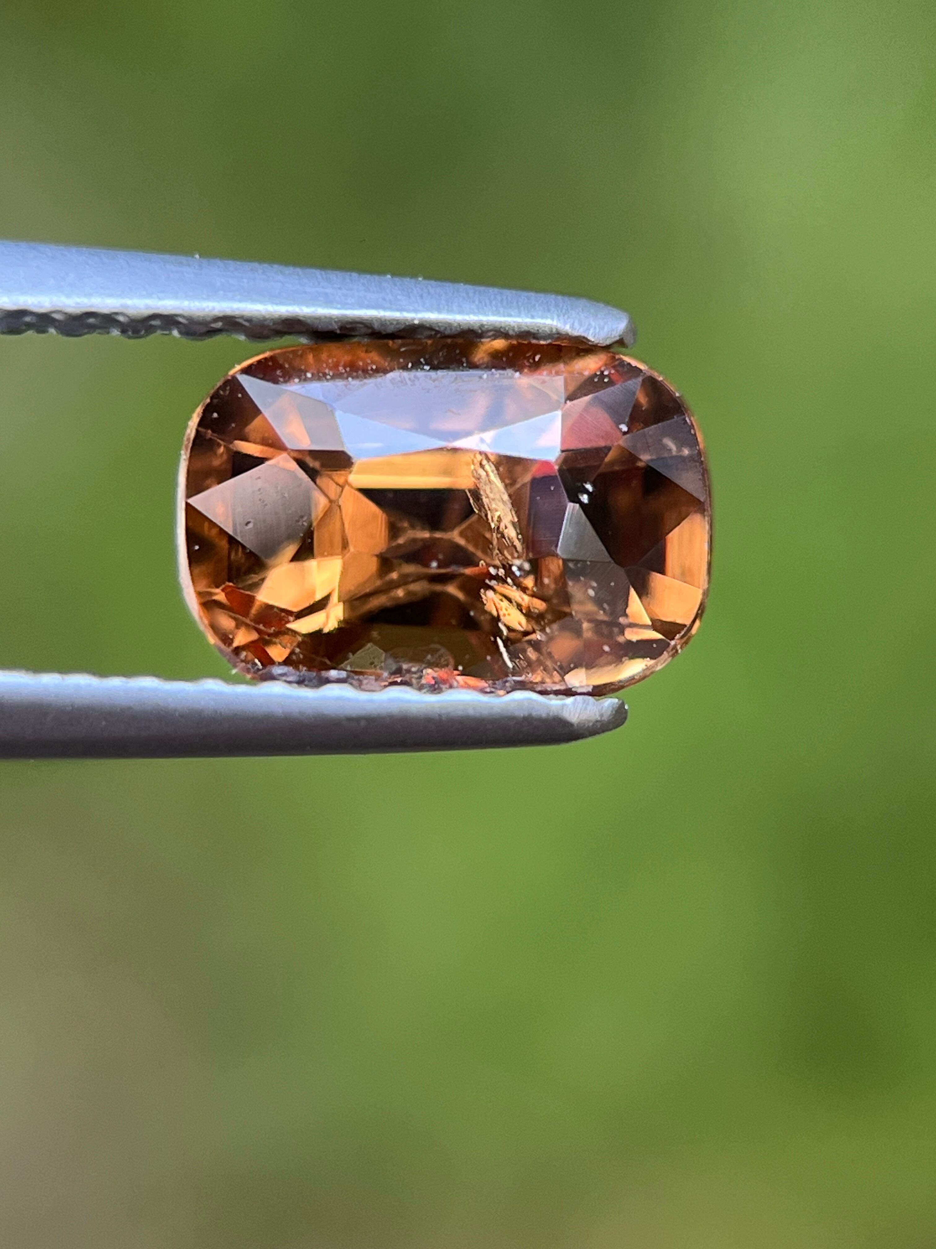パパラチアサファイアクリスタル2.5ct Padparadscha パパラチアサファイアクリスタル2.5ct Padparadscha
