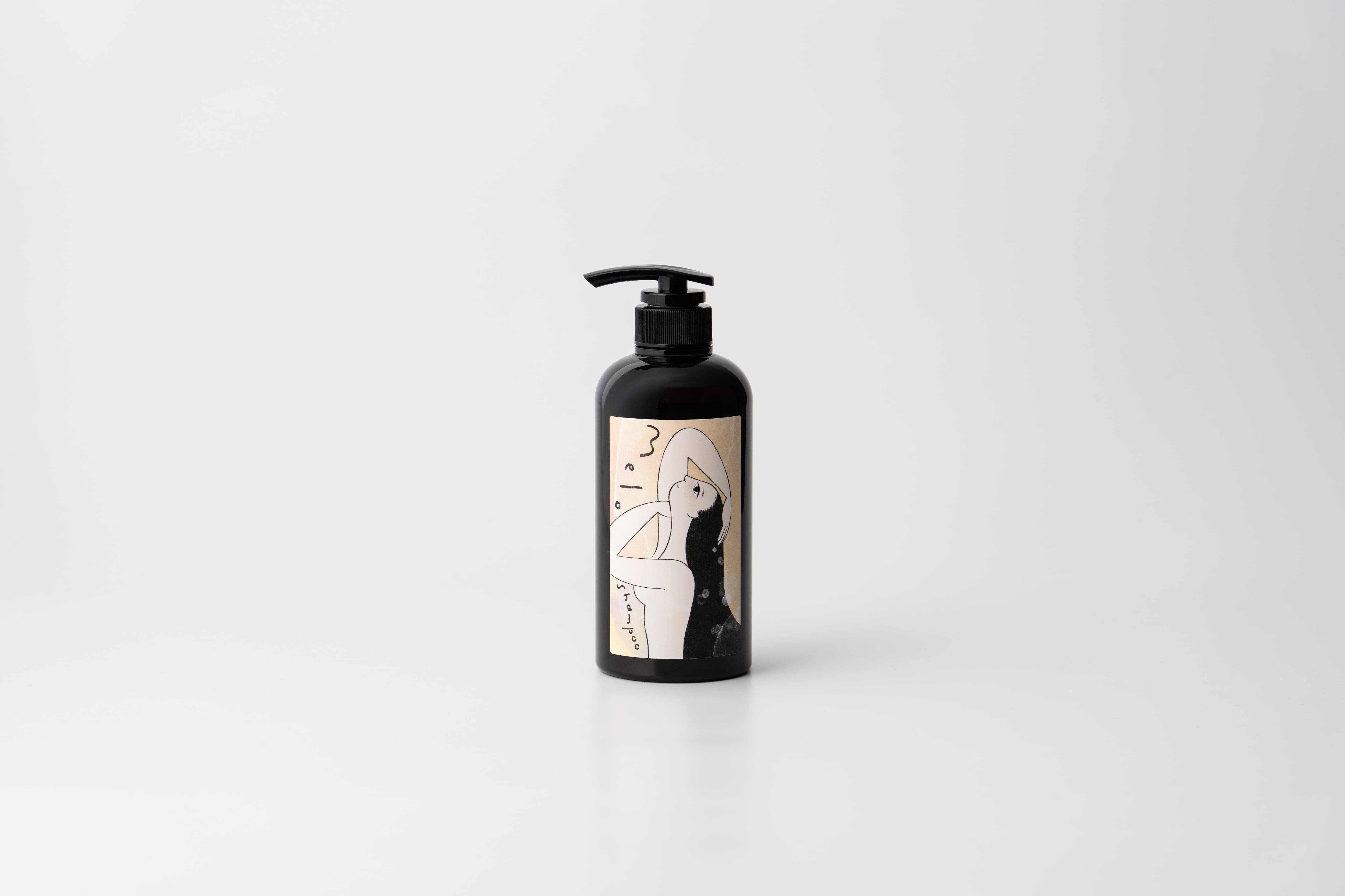 500mlボトル】meloシャンプー | LYNN