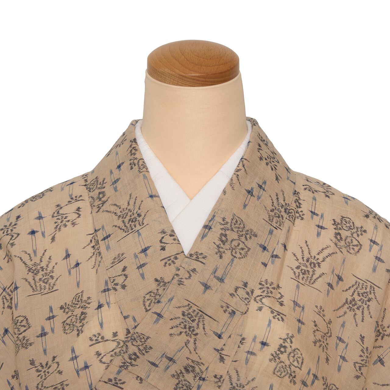 えり善扱 古代越後上布 草花の模様絵絣 麻単衣着物【中古】 | かわの屋