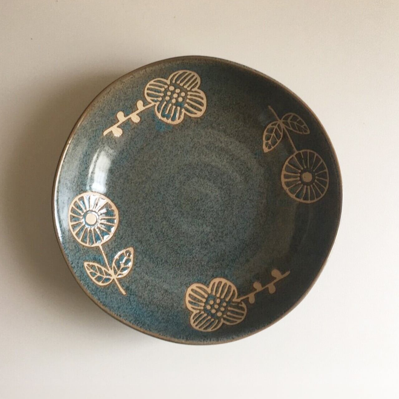 A1856 HANAtoHA 6寸浅鉢（青） | KANESAN1893