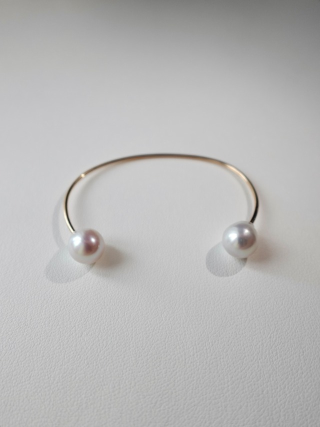 LIBRA white