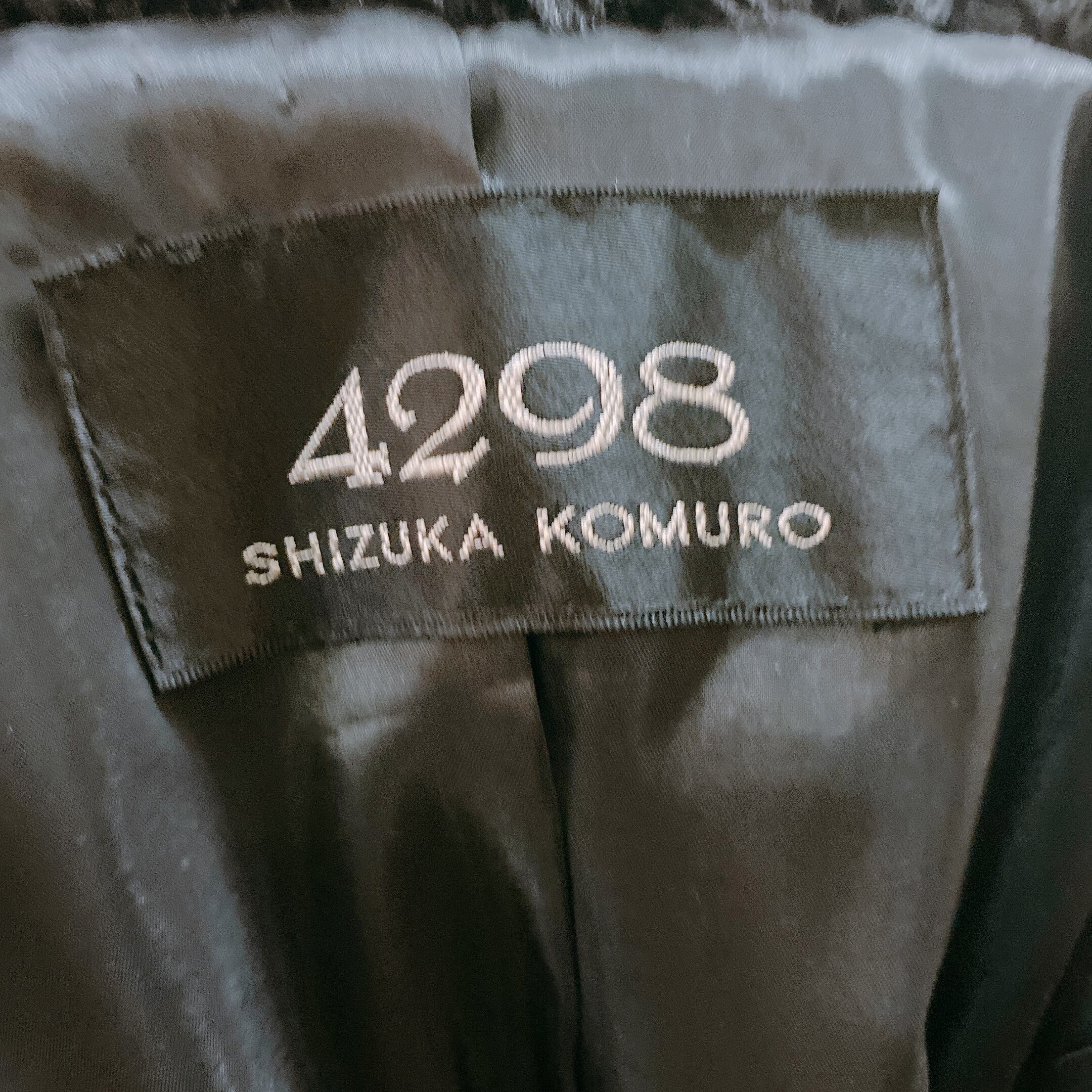 4298 SHIZUKA KOMUROダウンコート